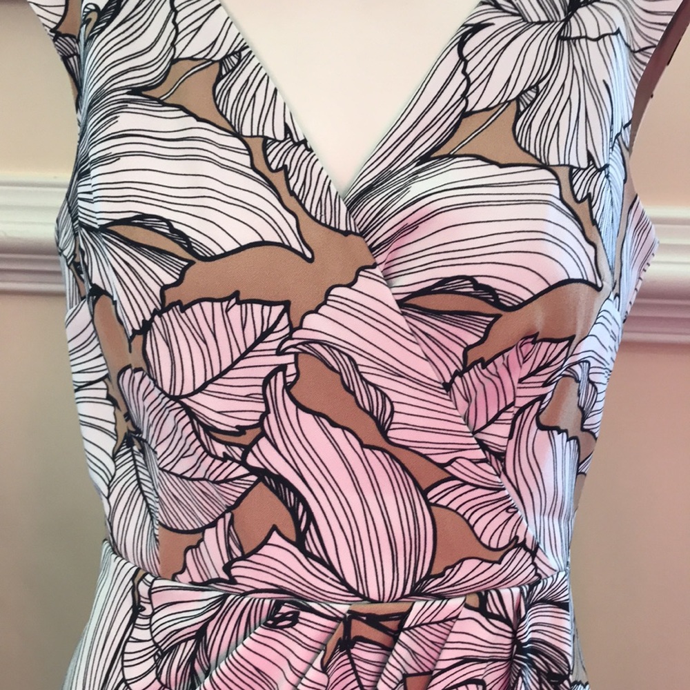 SIZE 6 BEAUTIFUL SPRING SUMMER DRESS for FALL W BLACK BLAZER. Tan/black/white🌸🌸 - Picture 4 of 6